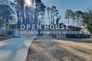 4656 Lincoln Way Sw - Photo 1 of 1