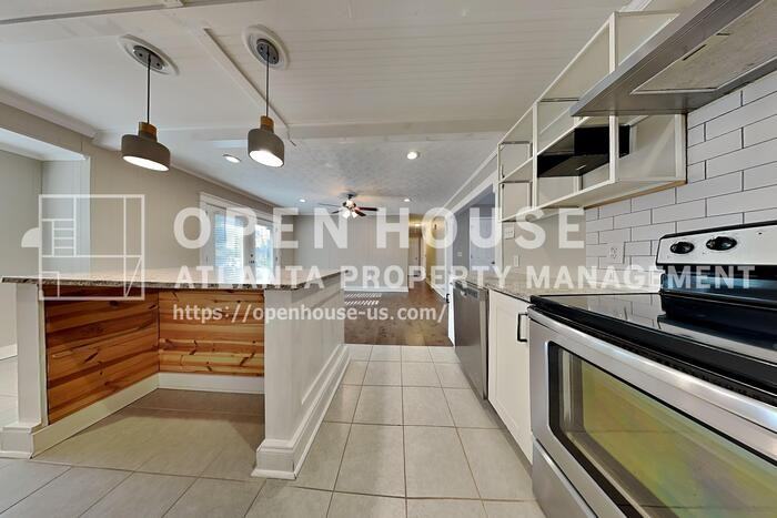 4656 Lincoln Way Sw - Photo 6 of 21