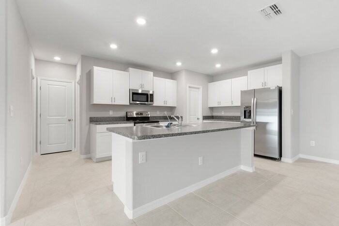 7218 Ronnie Gardens Ct - Photo 6 of 28