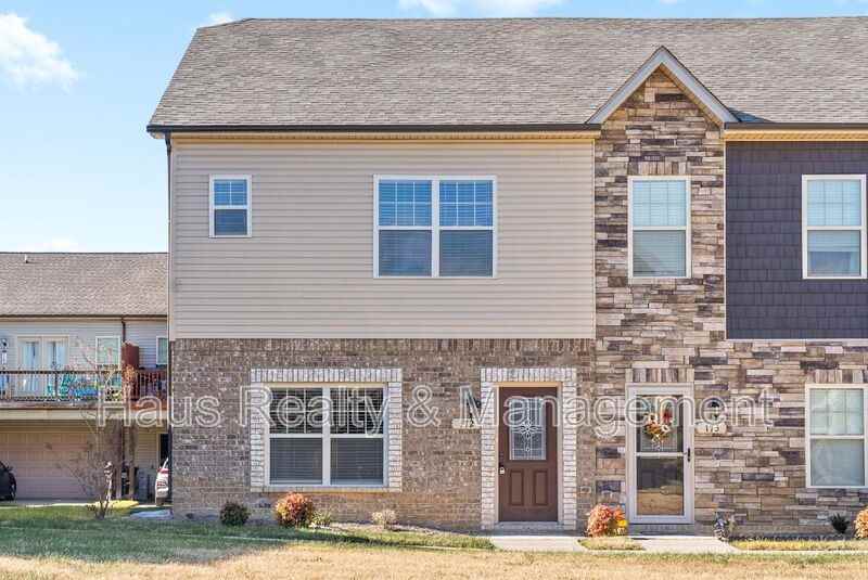 172 Dundee Dr - Photo 3 of 39