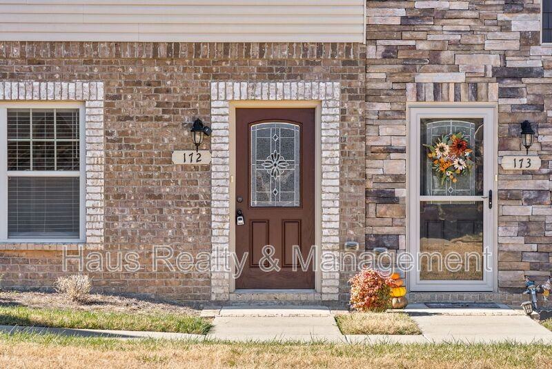 172 Dundee Dr - Photo 4 of 39