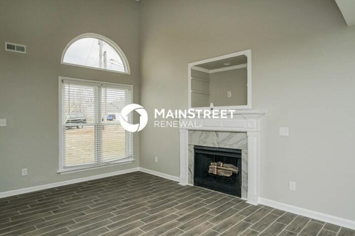 13331 Scott Ln - Photo 4 of 17