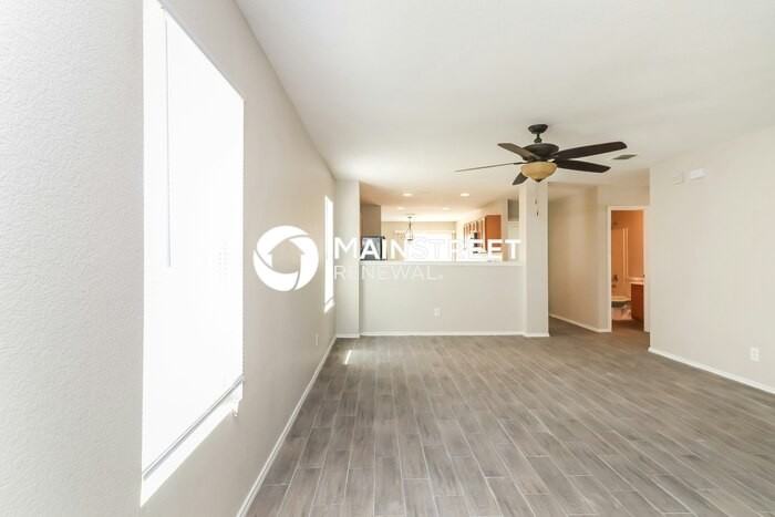 212 Crescent Ridge Dr - Photo 3 of 16