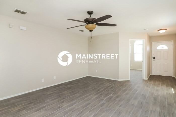 212 Crescent Ridge Dr - Photo 4 of 16