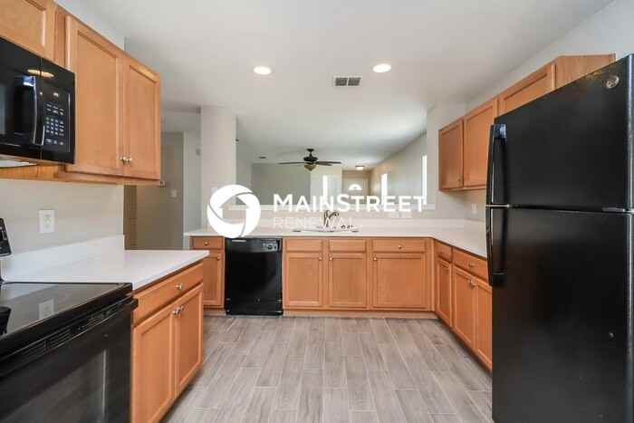 212 Crescent Ridge Dr - Photo 7 of 16