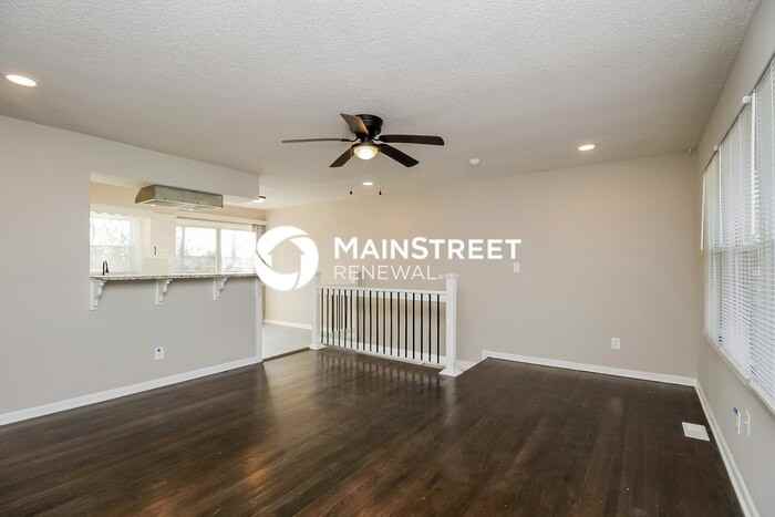 721 N Sunset Dr - Photo 5 of 17