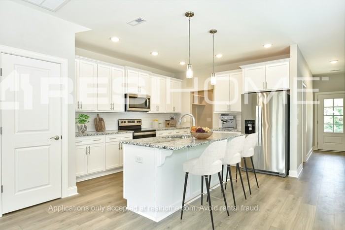 147 Belinda Pkwy - Photo 3 of 20
