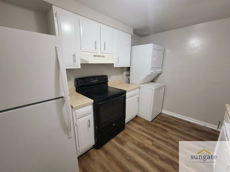 488 West Ct - Photo 5 of 20