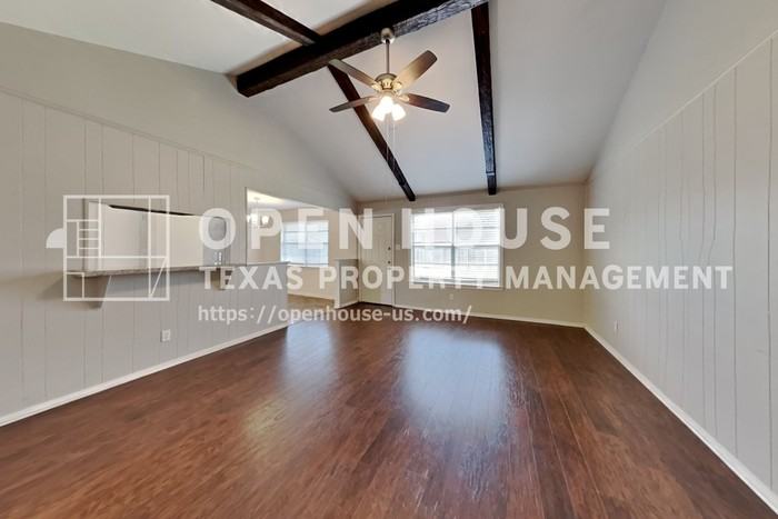 2315 Shadbury Ct - Photo 5 of 21