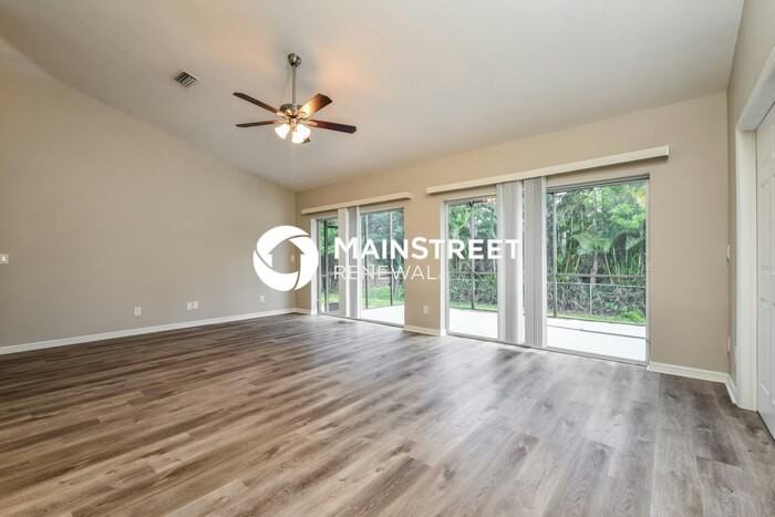 9060 Pineapple Rd - Photo 3 of 16