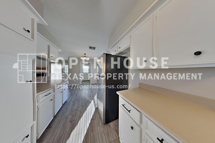 22135 N Fork Dr - Photo 7 of 22