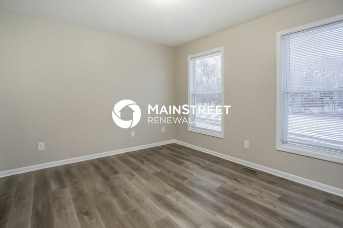 8112 Nw 77th Ct - Photo 7 of 16