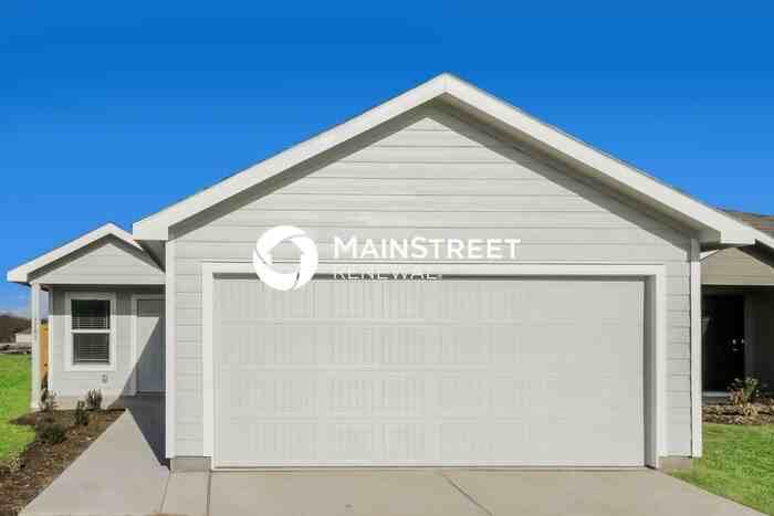 3101 Helix Bay Dr - Photo 2 of 17