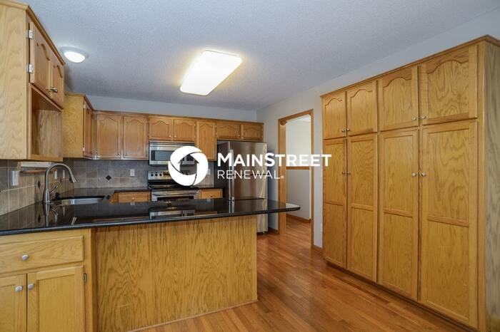 1222 Sw Windcrest Ct - Photo 6 of 17