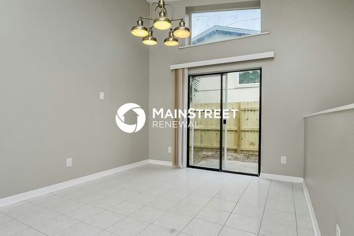 11110 Cherrywood Ln - Photo 5 of 16