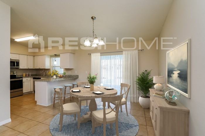 3226 Sw 5th Pl - Photo 4 of 18