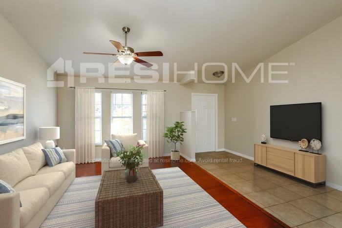 3226 Sw 5th Pl - Photo 6 of 18