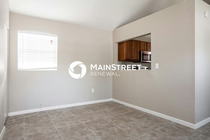 948 Market St - Photo 2 of 14