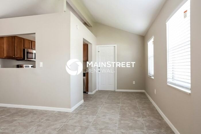 948 Market St - Photo 3 of 14