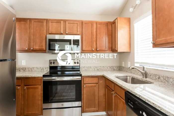 948 Market St - Photo 4 of 14