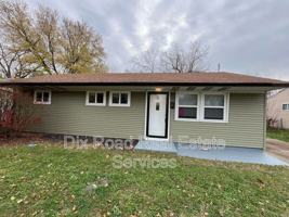 featured image of 4914 Gardendale Ave