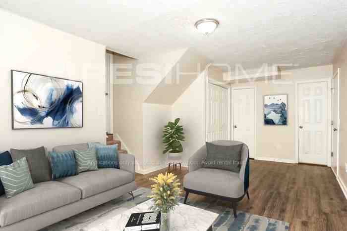 131 Juniper Dr - Photo 4 of 17