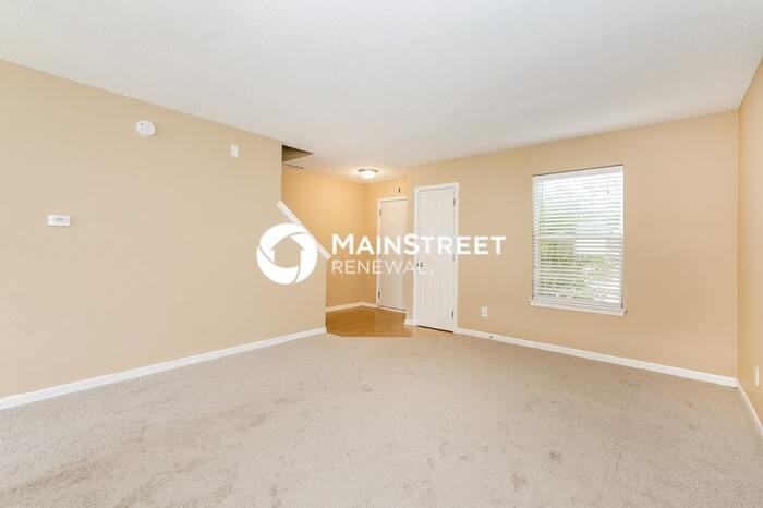 10967 Delphi Dr - Photo 4 of 17