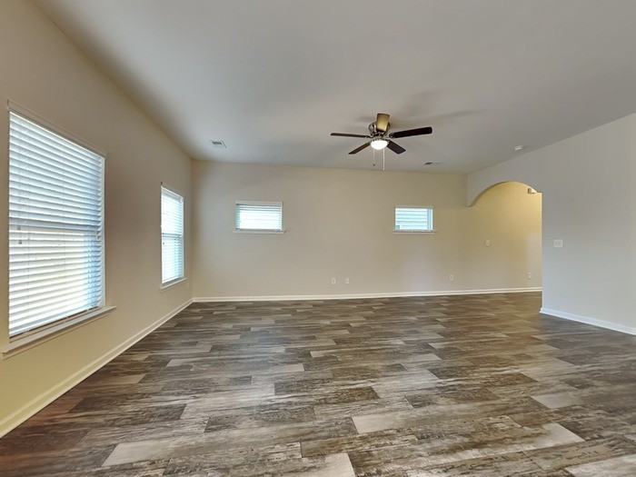 428 Hawkeye Ct - Photo 7 of 26