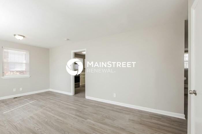 1913 Finchley Dr - Photo 6 of 16