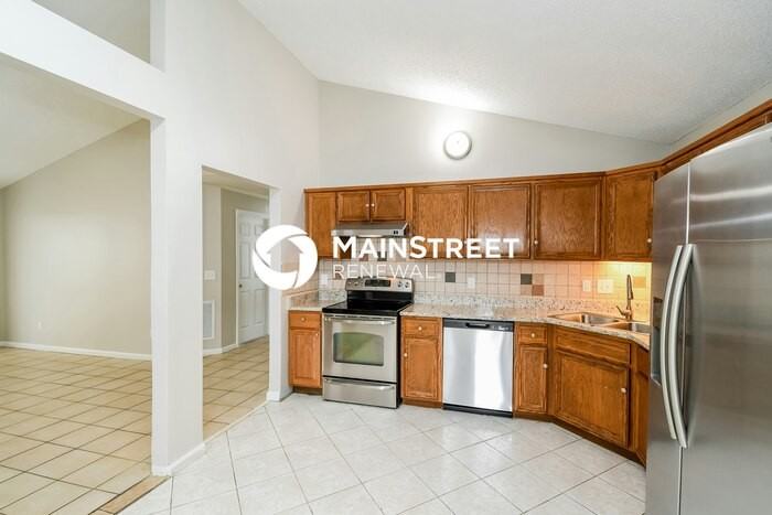 1871 Alberta Ct S - Photo 7 of 16