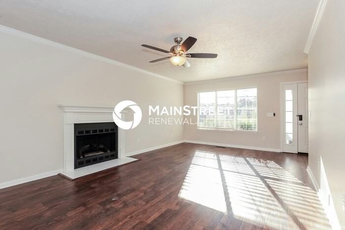 1306 Georgetown Dr - Photo 4 of 17