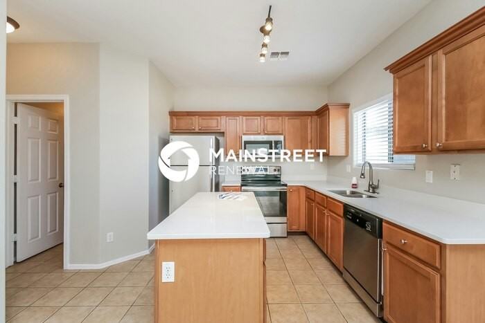 3618 W Vineyard Rd - Photo 7 of 17