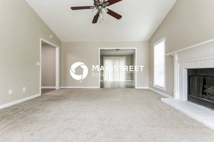 4399 Barclay Way - Photo 4 of 16