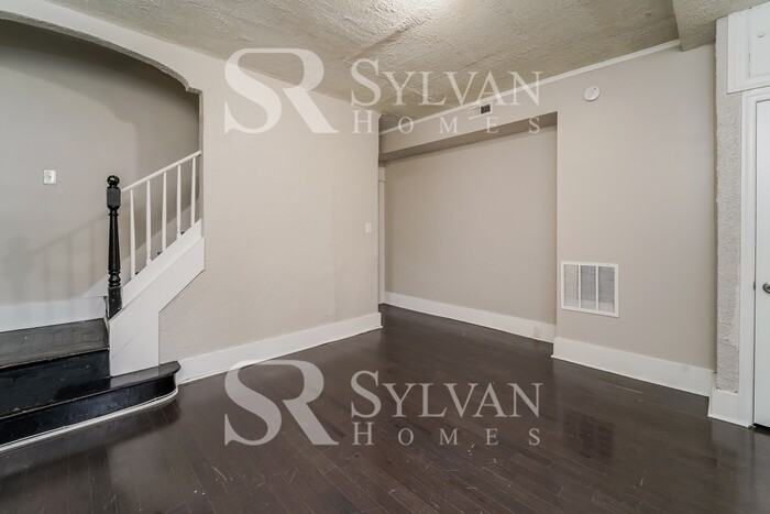 3309 Cliftmont Ave - Photo 4 of 16