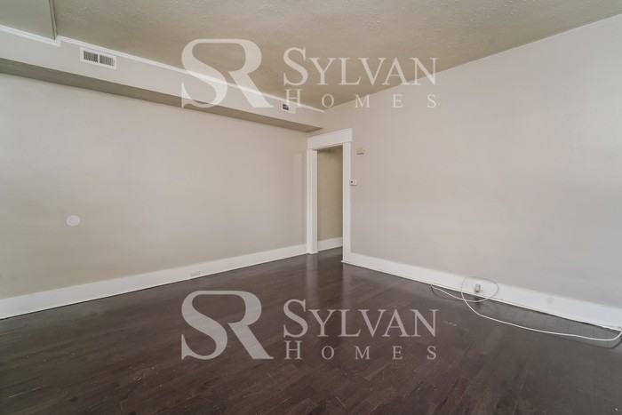 3309 Cliftmont Ave - Photo 5 of 16