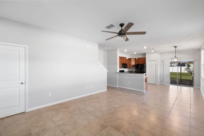 7678 Ginger Lily Ct - Photo 5 of 28