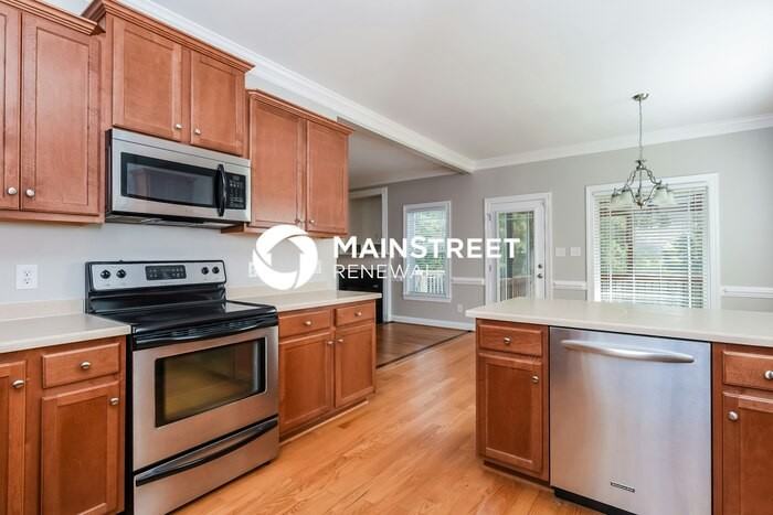 108 Victor Ct - Photo 6 of 17