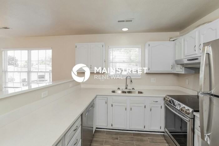 4037 Gumwood Ln - Photo 7 of 16