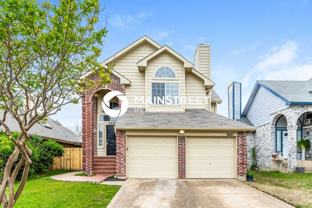 6821 Driffield Cir W - Photo 1 of 1