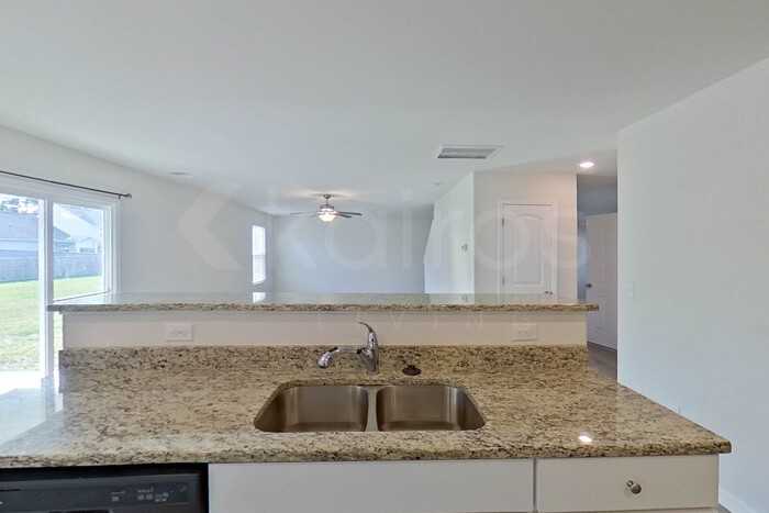 121 W Luminous Way - Photo 6 of 21