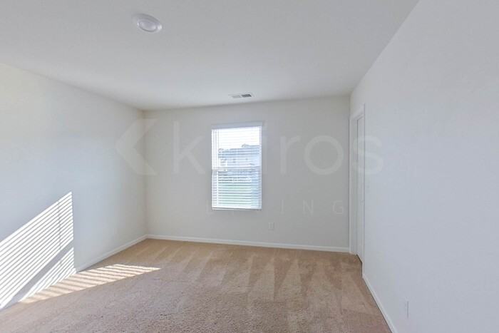 121 W Luminous Way - Photo 7 of 21