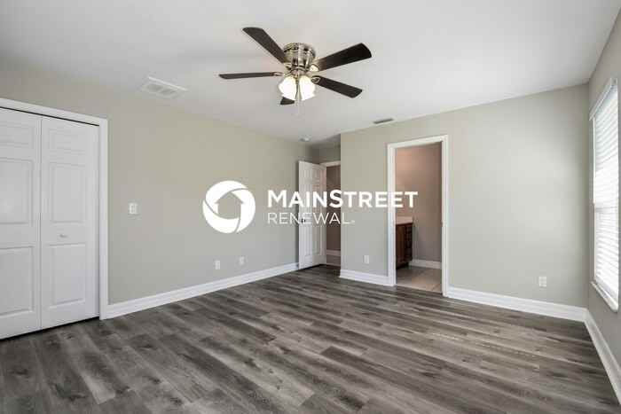 1326 Ne 3rd Ave - Photo 7 of 16