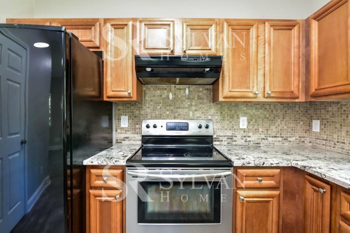 1006 Hightower Rd Nw - Photo 7 of 17