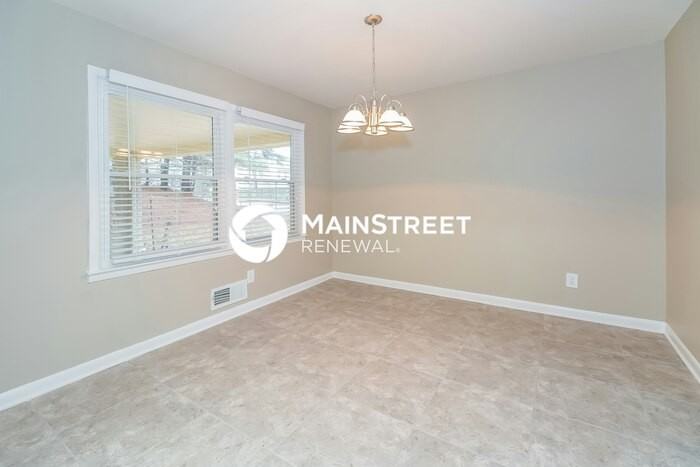 3919 Wisteria Ln Sw - Photo 5 of 15