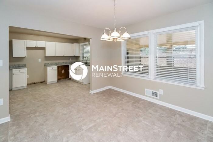 3919 Wisteria Ln Sw - Photo 6 of 15