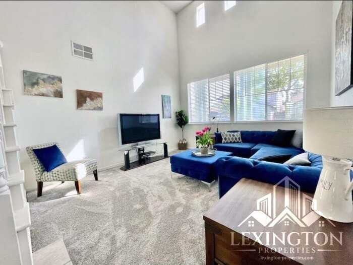 3286 Cayman Island St - Photo 7 of 50