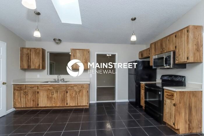 843 Pyracantha St Nw - Photo 6 of 16