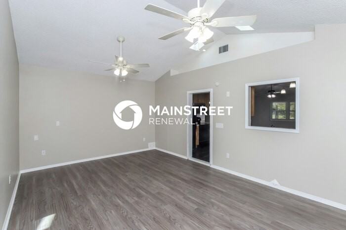 843 Pyracantha St Nw - Photo 7 of 16