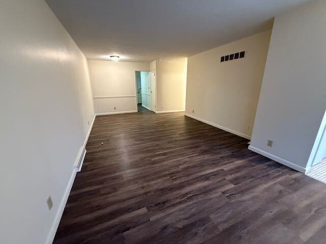 3814 N Sheridan Rd - Photo 3 of 10