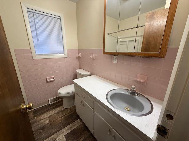 3814 N Sheridan Rd - Photo 7 of 10